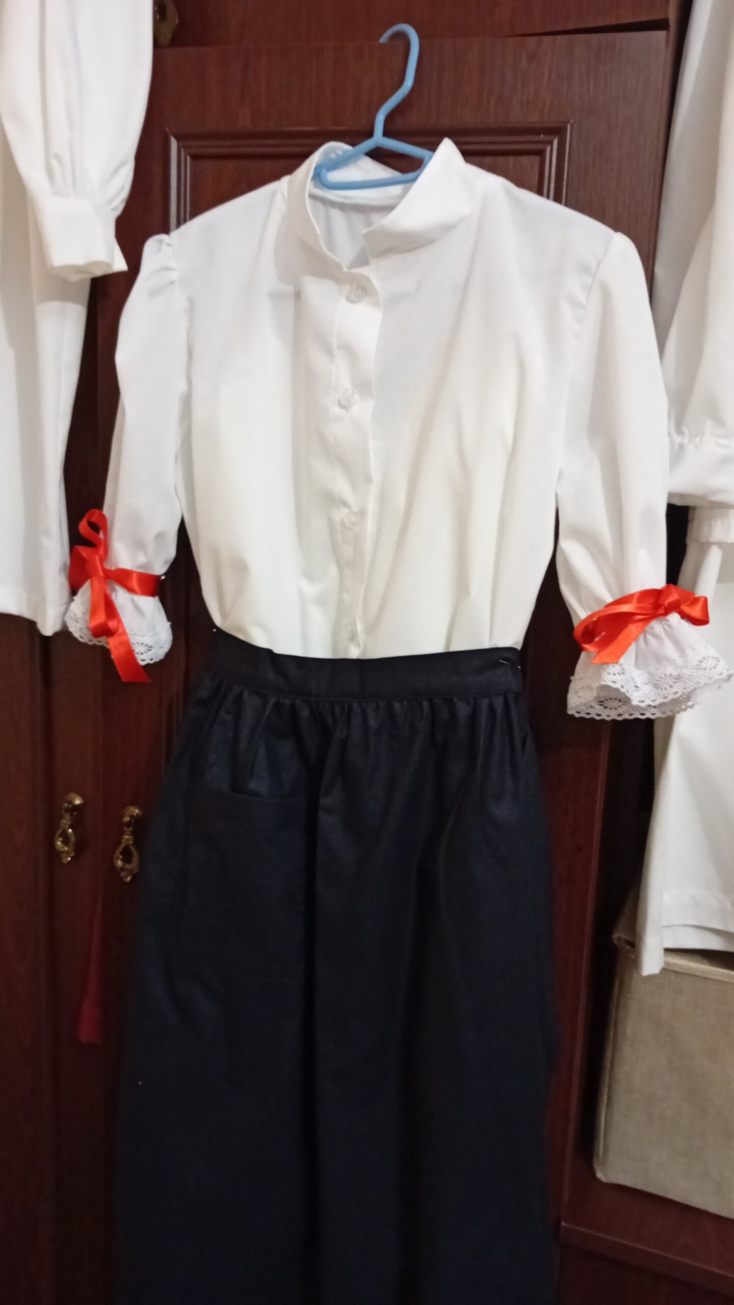 nadica puklavec (10) nadica puklavec (10)