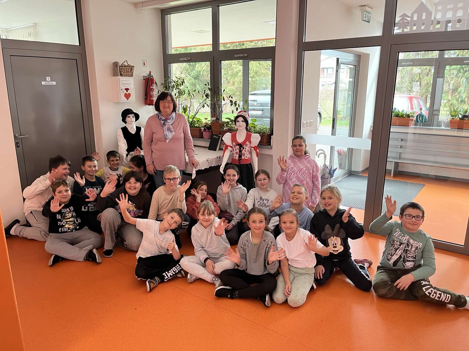 nadica puklavec (6) nadica puklavec (6)