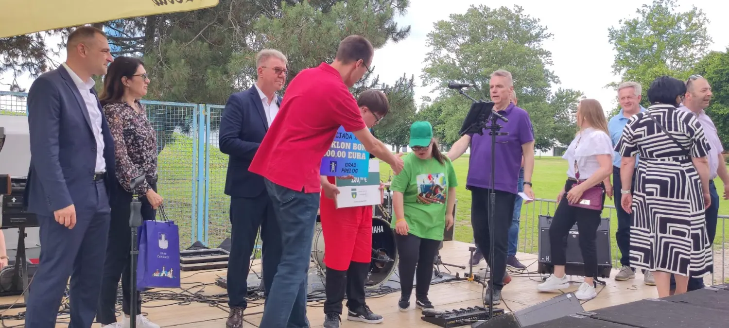 najmaturanti (2) najmaturanti (2)