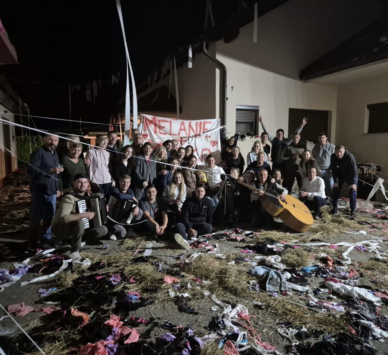 natepanje . Žene se Melanie Mesarić iz Frkanovca i Marko Nemet iz Vrhovljana (2)