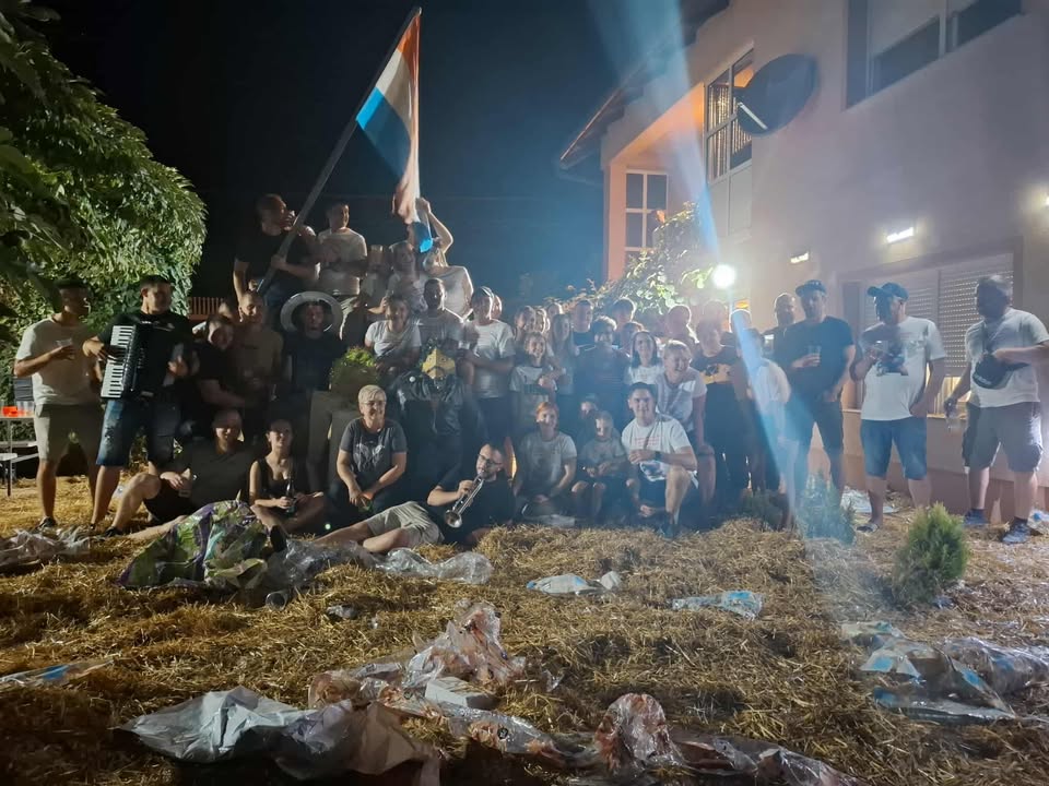 natepanje dora i luka (25) natepanje dora i luka (25)