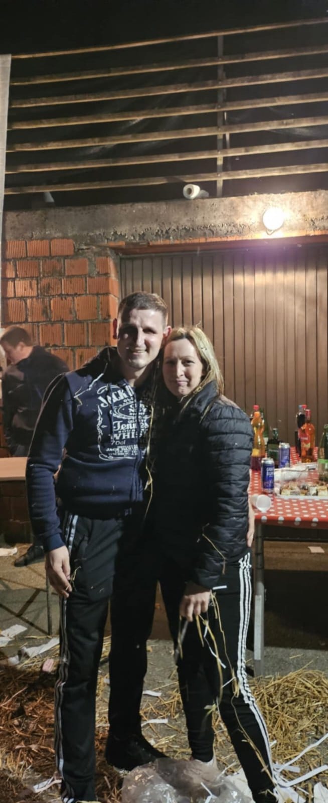 natepanje mateja hrastić jurica hanžeković (10) natepanje mateja hrastić jurica hanžeković (10)