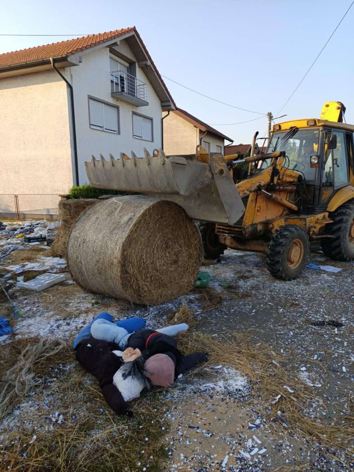 natepanje strahoninec (12) natepanje strahoninec (12)