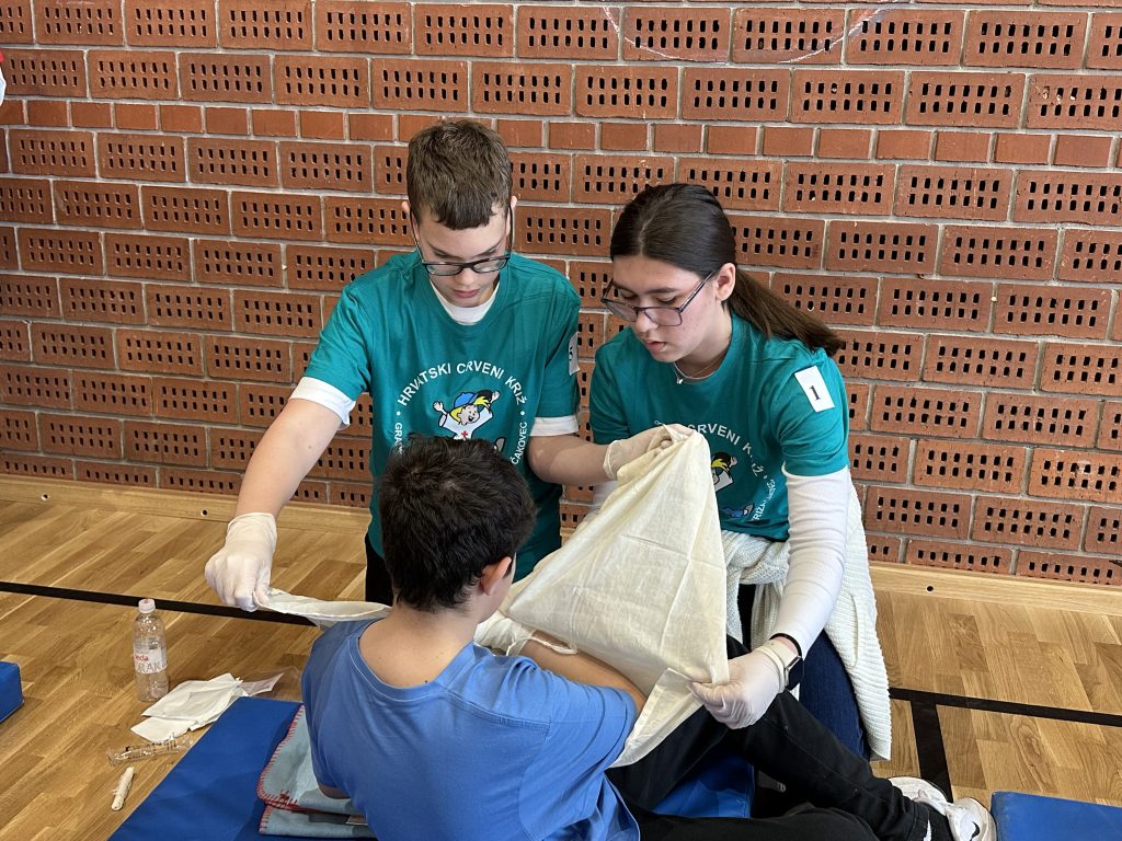 natjecanje crveni križ 2025 (17) natjecanje crveni križ 2025 (17)