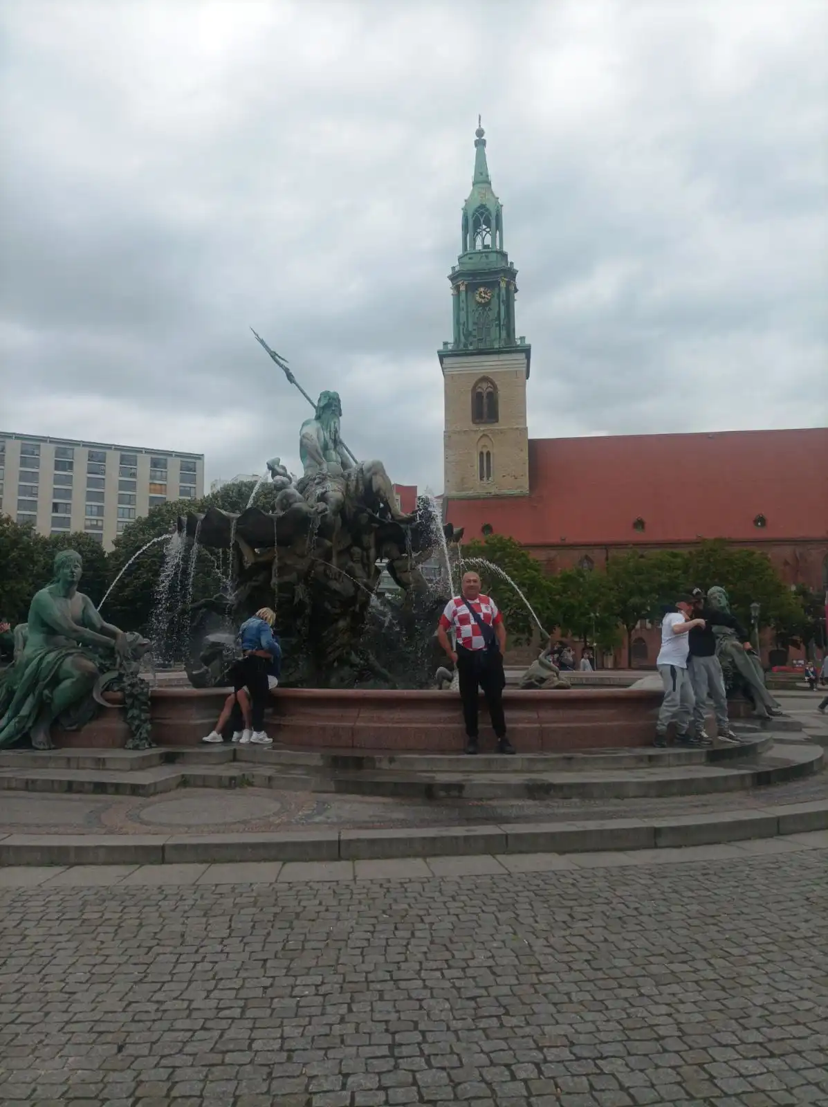 navijači (2) navijači (2)