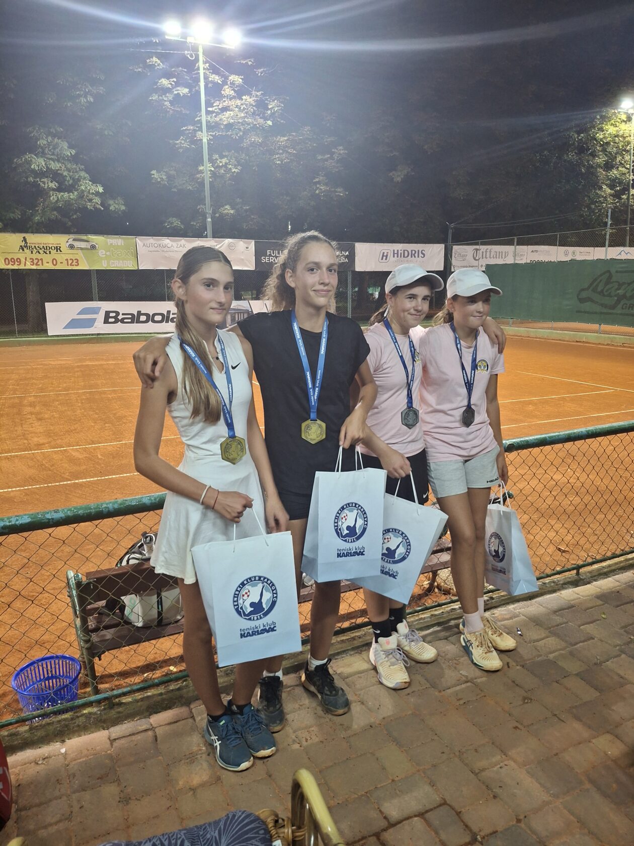 nela malner (8) nela malner (8)