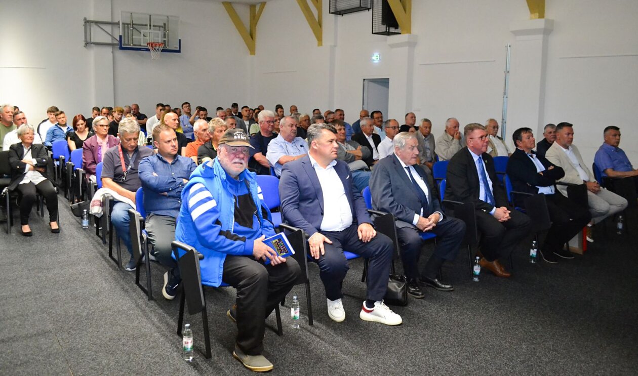 nk rudar 80 godina 6