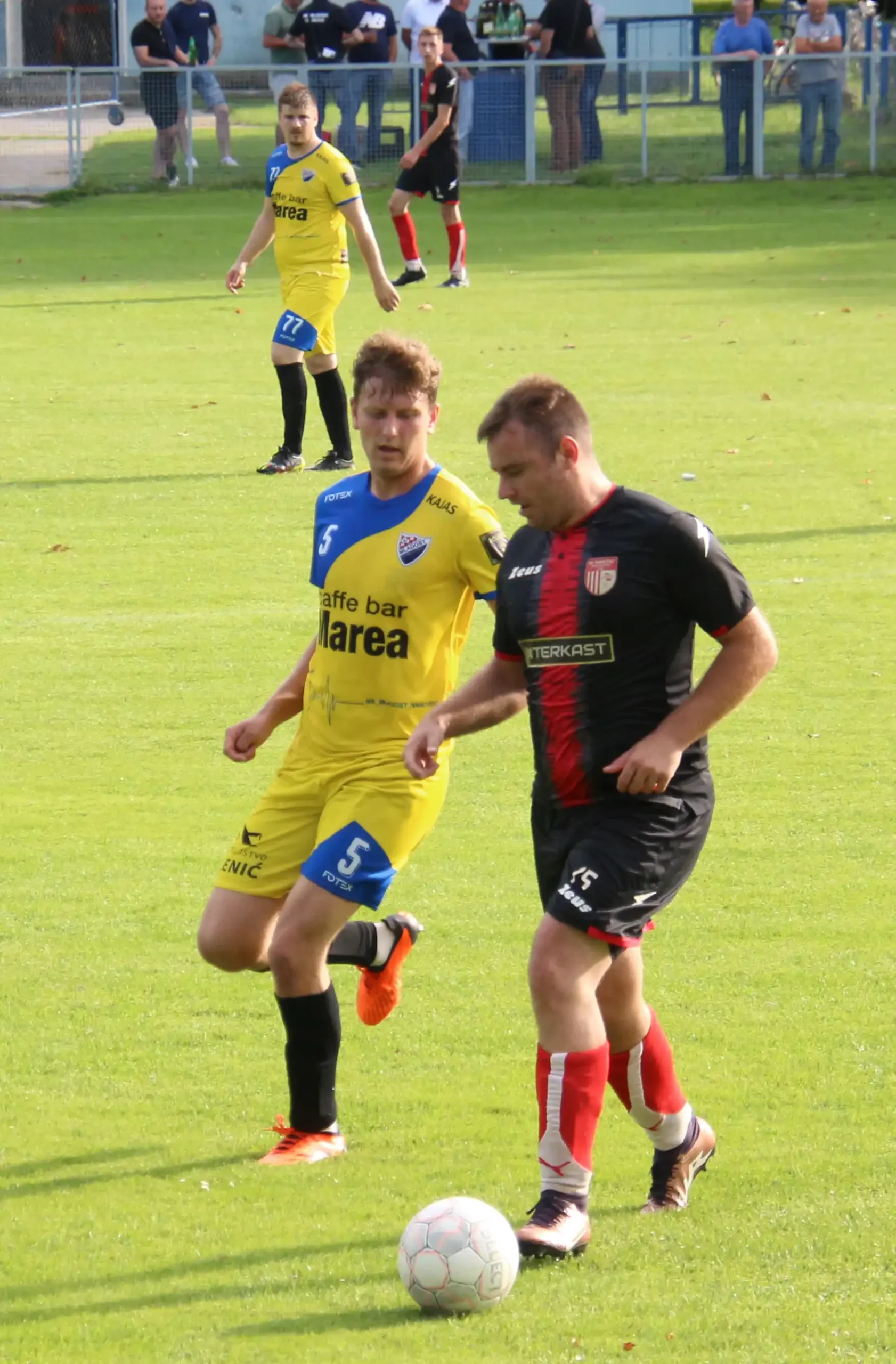 nogomet (4) nogomet (4)