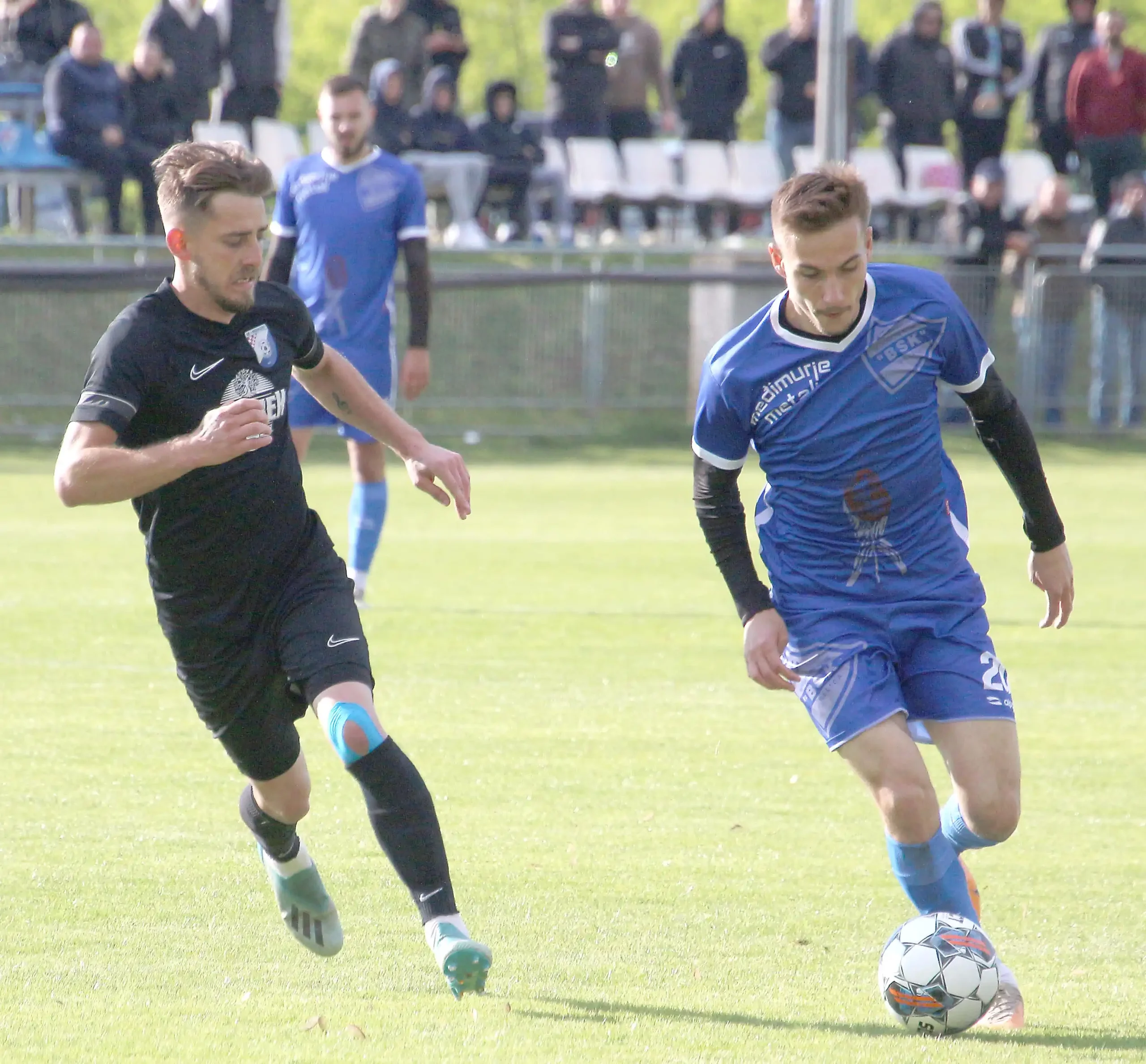 nogomet (4) nogomet (4)