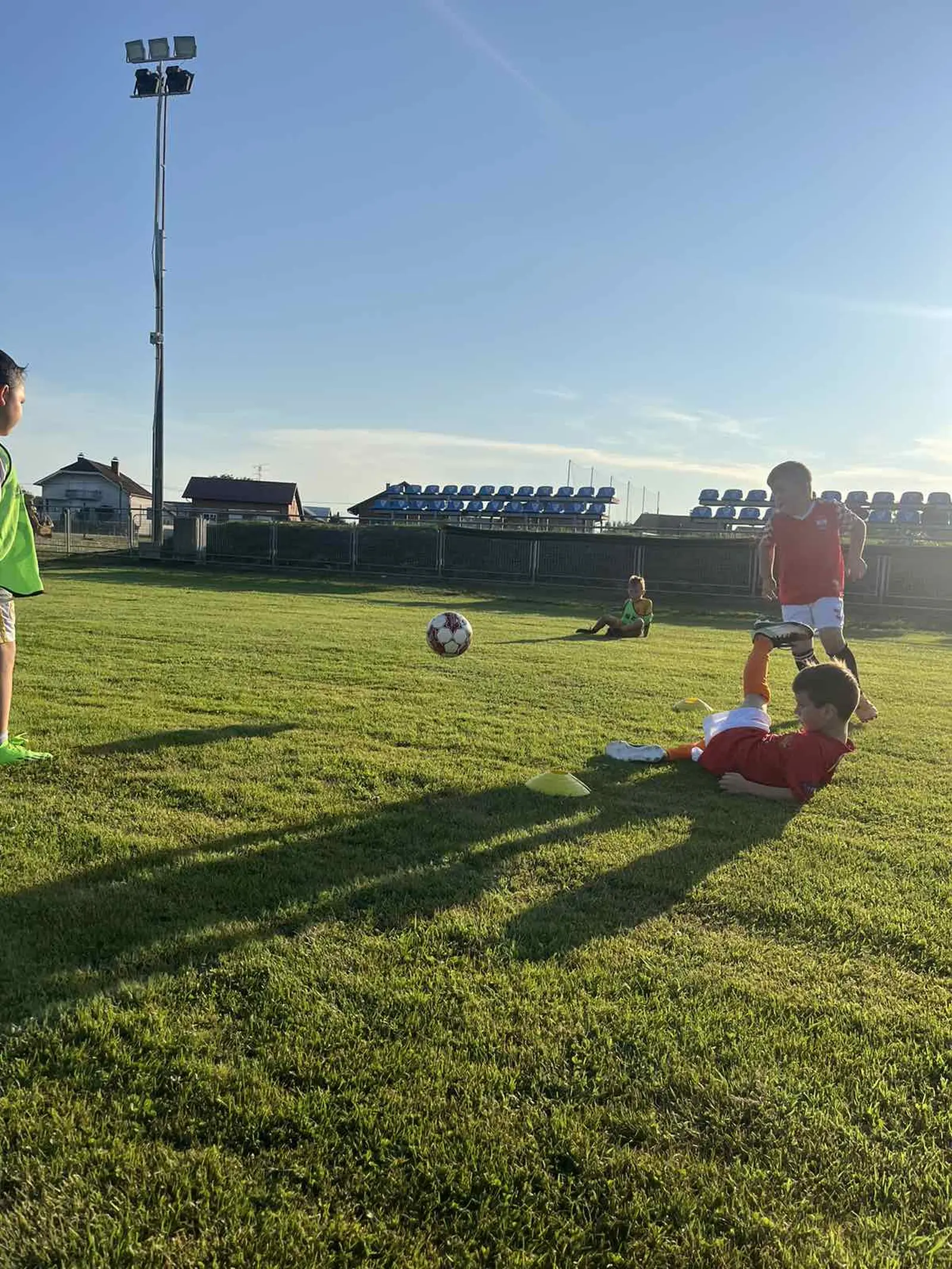 nogometna škola bat – nogometni kamp 2024 (5) nogometna škola bat – nogometni kamp 2024 (5)