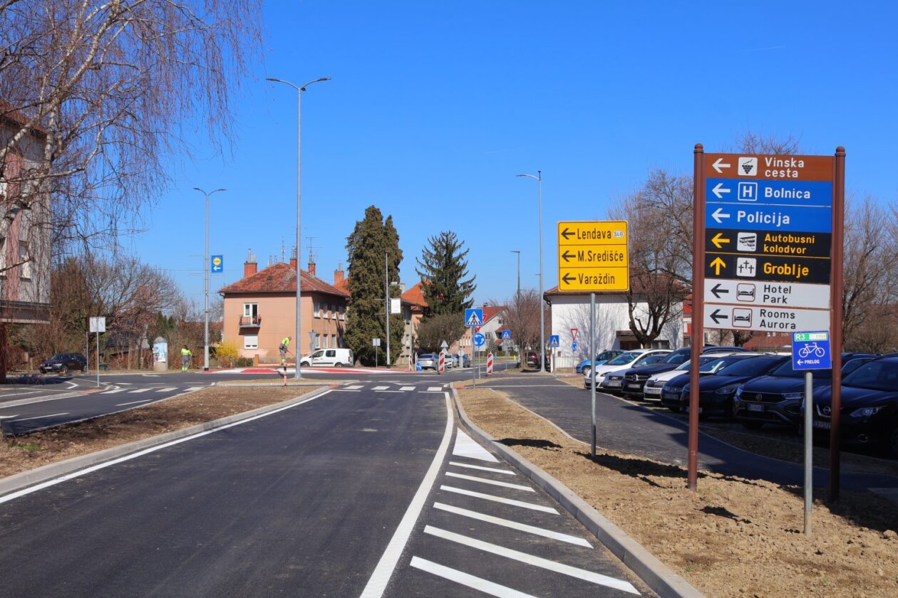 novo kružno raskrižje na križanju Ulice Tome Masaryka i Ivama Mažuranića u Čakovcu (23) novo kružno raskrižje na križanju Ulice Tome Masaryka i Ivama Mažuranića u Čakovcu (23)