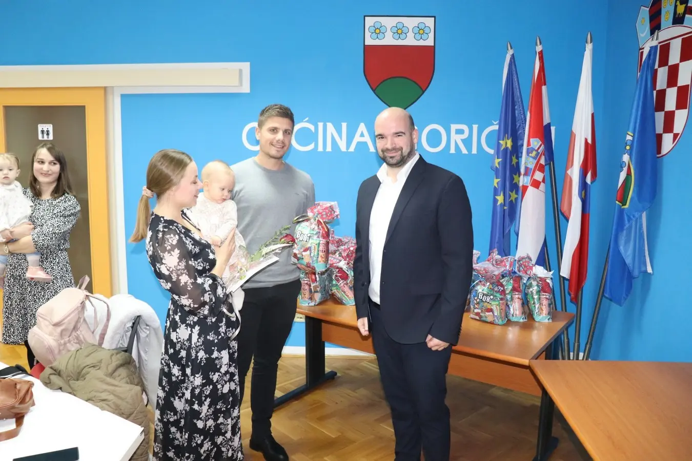 novorođenčad, dodjela naknada,goričan (24) novorođenčad, dodjela naknada,goričan (24)