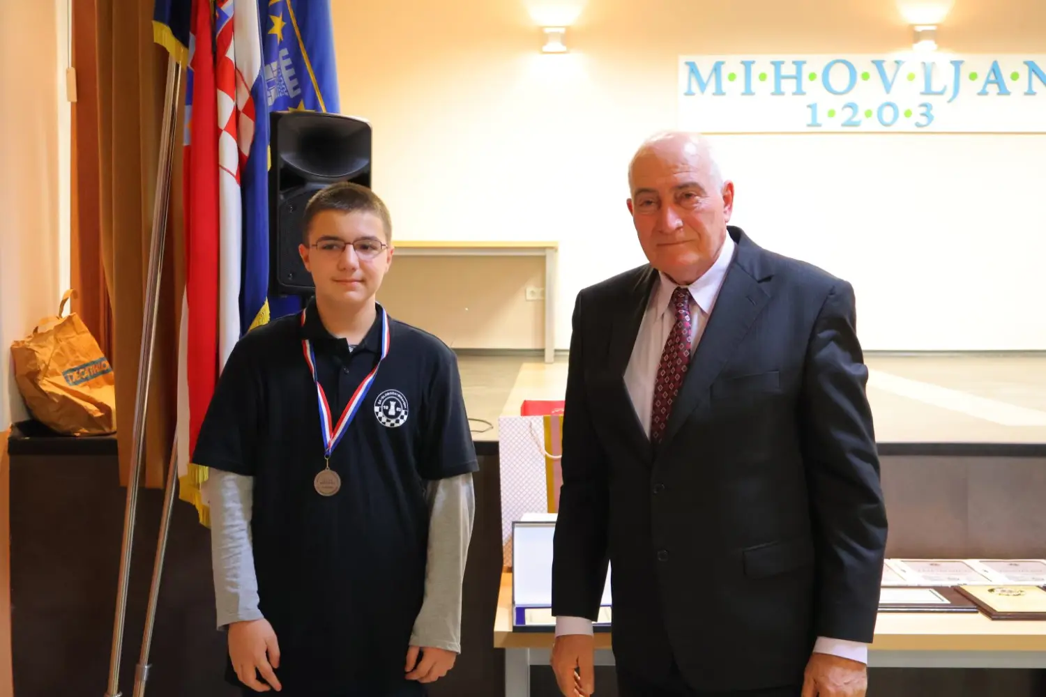 obilježavanje 40-e godišnjice Šahovskog kluba „Mihovljan“ (10) obilježavanje 40-e godišnjice Šahovskog kluba „Mihovljan“ (10)