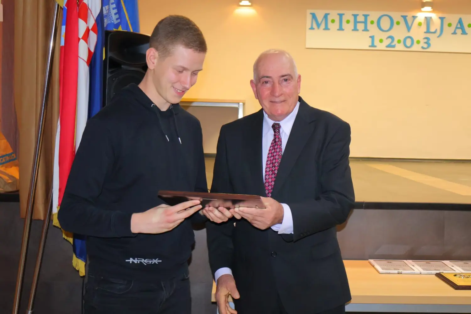 obilježavanje 40-e godišnjice Šahovskog kluba „Mihovljan“ (17) obilježavanje 40-e godišnjice Šahovskog kluba „Mihovljan“ (17)