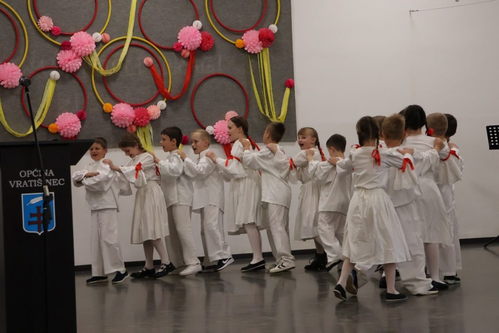 obljetnica oš dr. vinka žganca vratišinec,30. obljetnica vratišinec (20) obljetnica oš dr. vinka žganca vratišinec,30. obljetnica vratišinec (20)