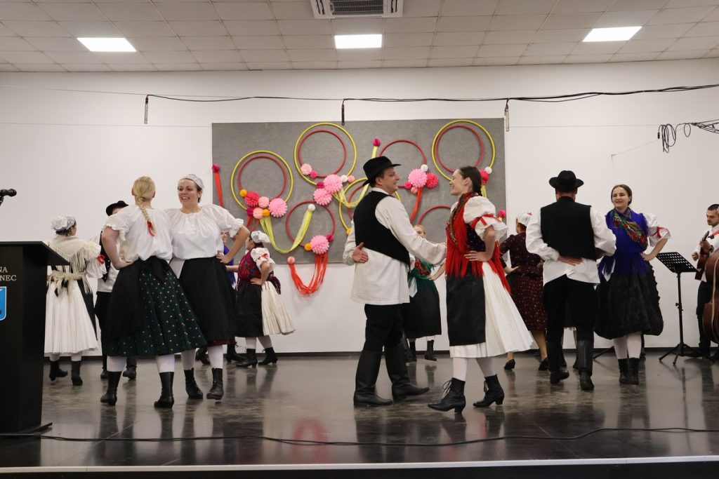 obljetnica oš dr. vinka žganca vratišinec,30. obljetnica vratišinec (43) obljetnica oš dr. vinka žganca vratišinec,30. obljetnica vratišinec (43)