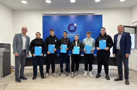 SV. MARTIN NA MURI Šestorici učenika s područja Općine uručeni ugovori o stipendiranju