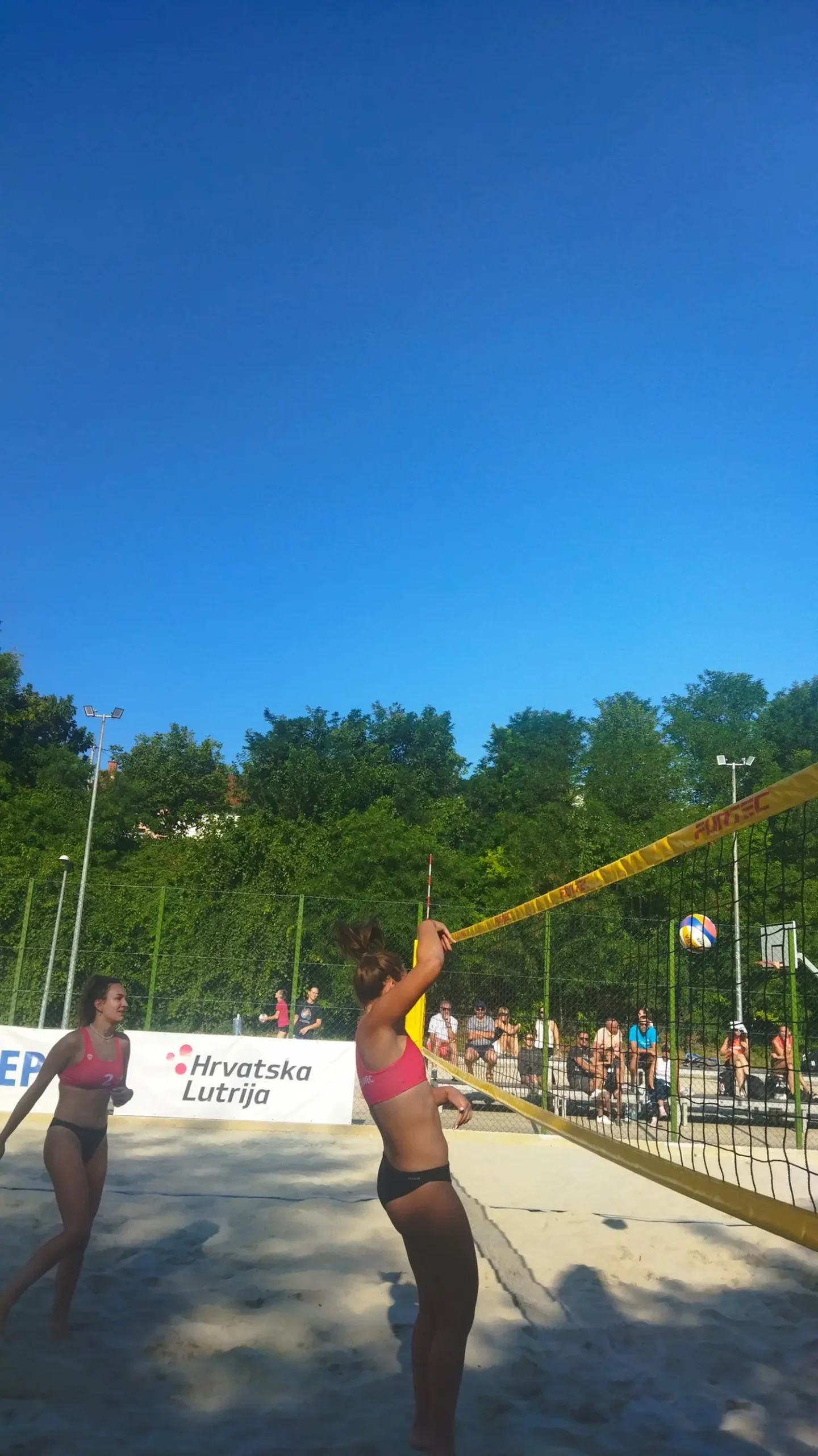 odbojka na pijesku (1) odbojka na pijesku (1)