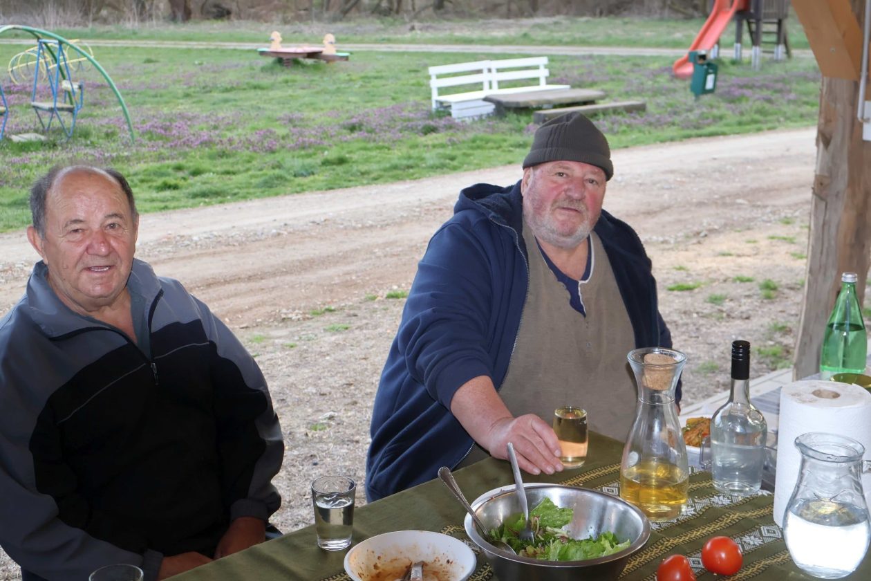 odrivaci pondelka (1) odrivaci pondelka (1)