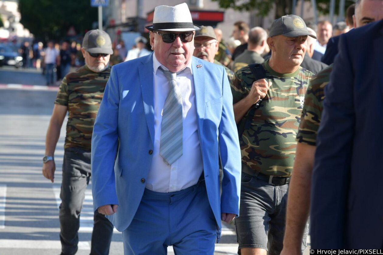 Knin: Dravni vrh na polaganju vijenaca na spomenik Oluja 95