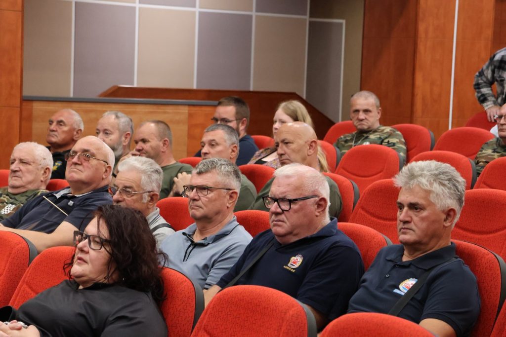 oluja,mala subotica (17) oluja,mala subotica (17)