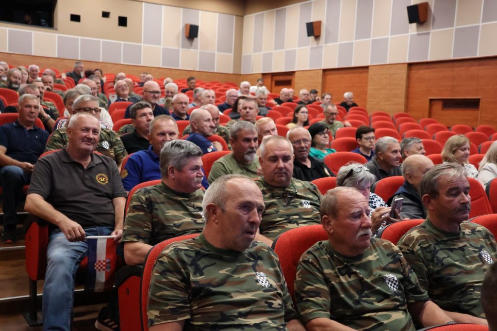 oluja,mala subotica (2) oluja,mala subotica (2)