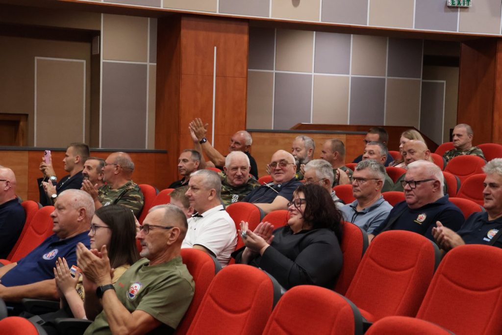 oluja,mala subotica (28) oluja,mala subotica (28)