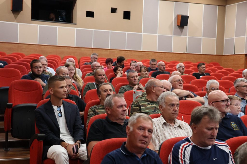 oluja,mala subotica (4) oluja,mala subotica (4)