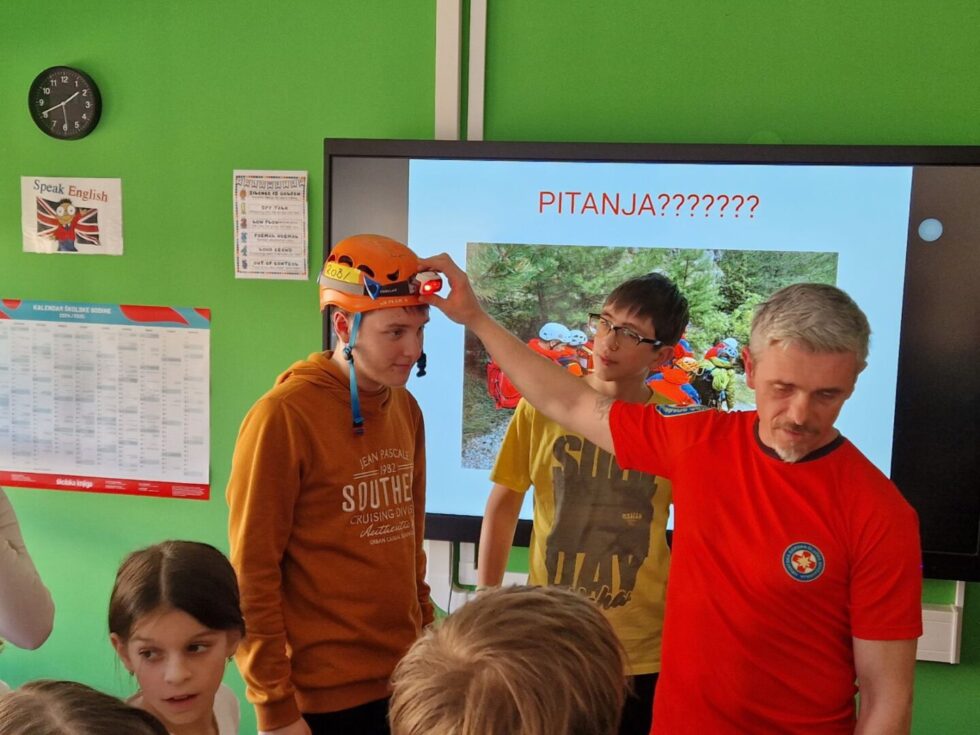 oš belica ftičeki (2) oš belica ftičeki (2)