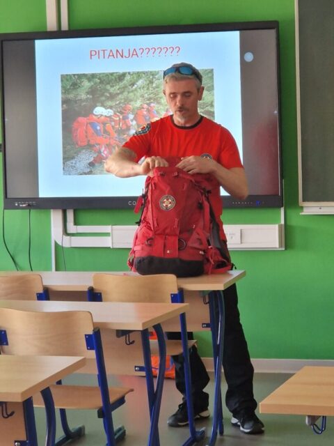 oš belica ftičeki (5) oš belica ftičeki (5)