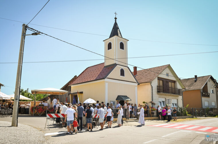 OTOK kapelica studio VIPRO