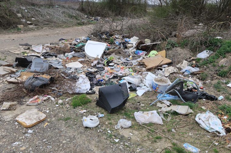 otpad nedelišće Đolte (9) otpad nedelišće Đolte (9)