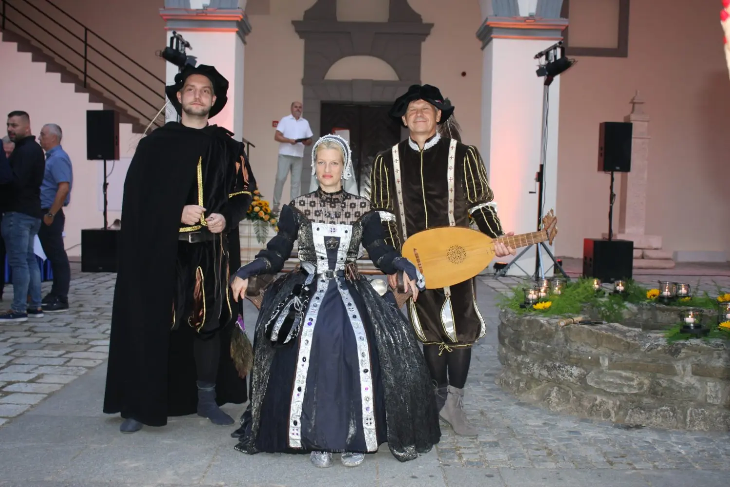 otvaranje,grad čakovec,porcijunkulovo (9) otvaranje,grad čakovec,porcijunkulovo (9)