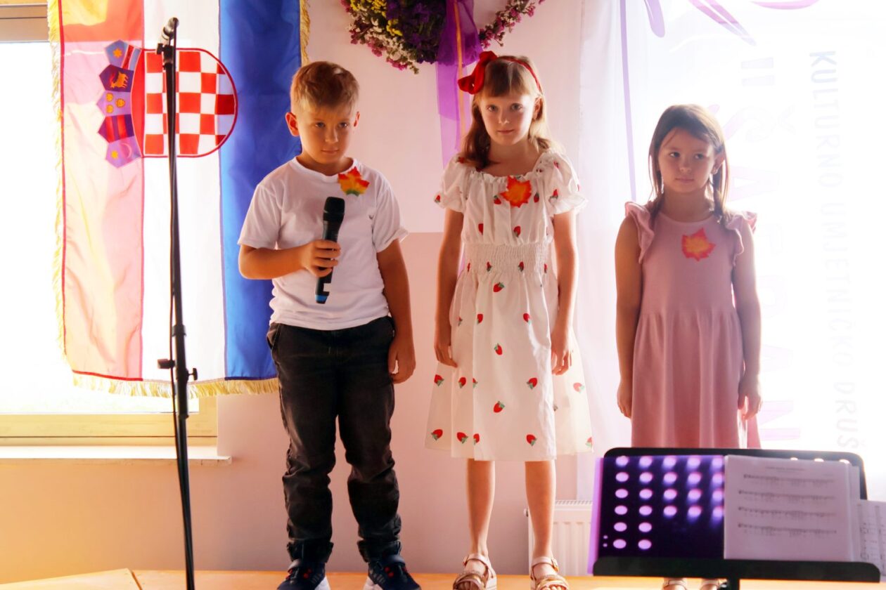 otvorenje društvenog doma Štefanec (18) otvorenje društvenog doma Štefanec (18)