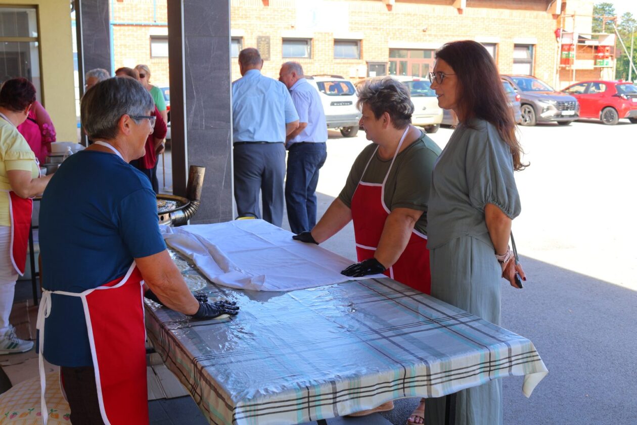 otvorenje društvenog doma Štefanec (3) otvorenje društvenog doma Štefanec (3)