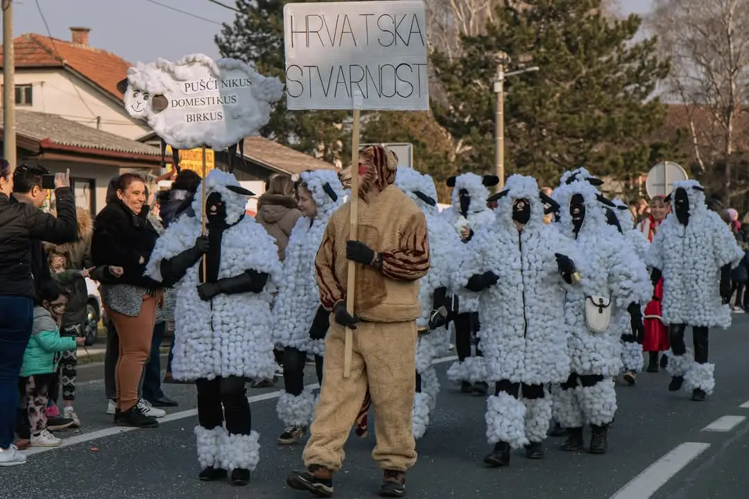 ovčice pušćine,nedelski fašnik (1) ovčice pušćine,nedelski fašnik (1)