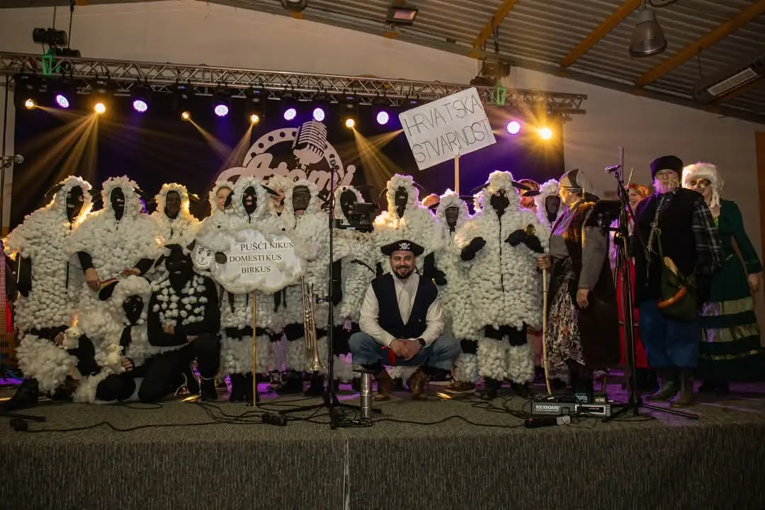 ovčice pušćine,nedelski fašnik (2) ovčice pušćine,nedelski fašnik (2)