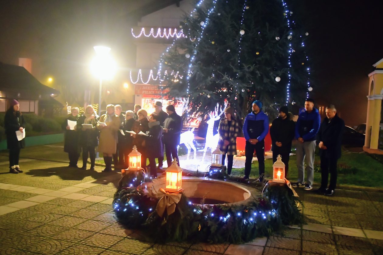 paljenje 4 adventske svijeće Mursko Središće (5)