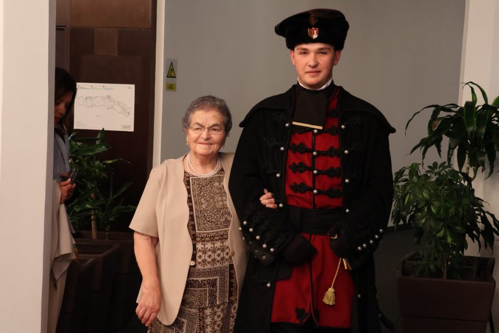 park,dom za starije i nemoćne čakovec (1) park,dom za starije i nemoćne čakovec (1)