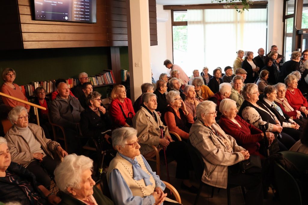 park,dom za starije i nemoćne čakovec (27)