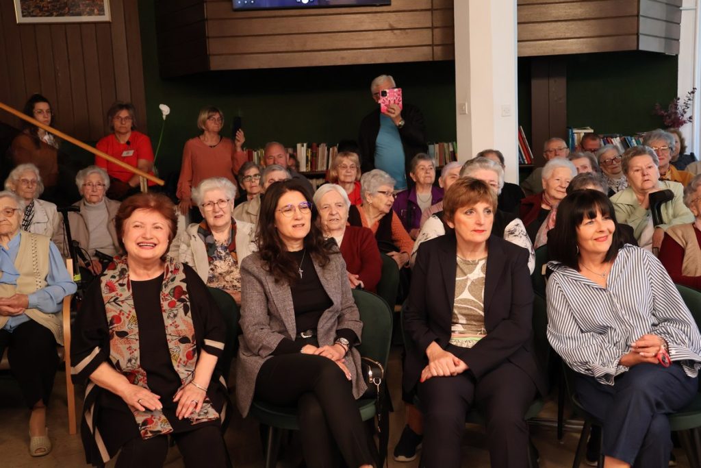 park,dom za starije i nemoćne čakovec (29)