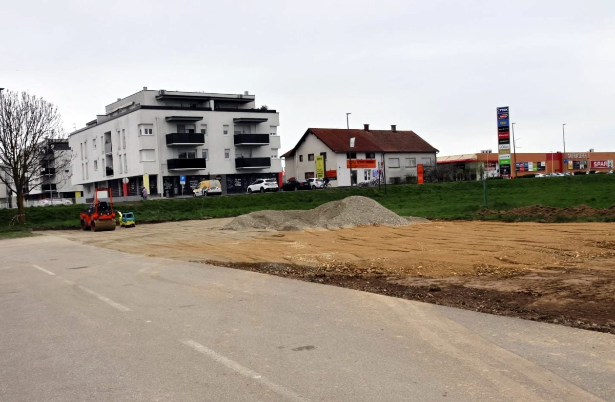 parkiralište Svetojelenska (4) parkiralište Svetojelenska (4)