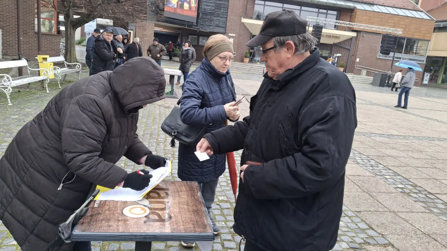 peticija bolnica 8-2-2025 (5) peticija bolnica 8-2-2025 (5)