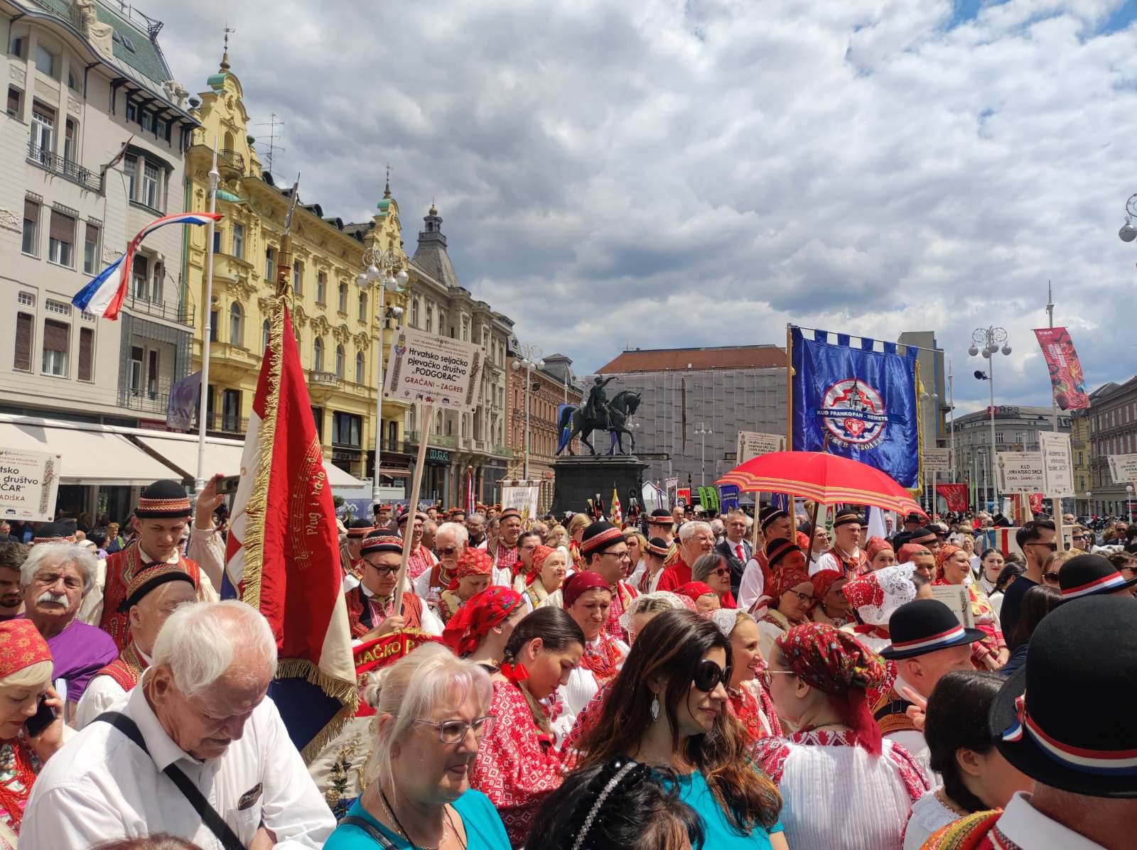 pjevački zbor sveti juraj na bregu (7) pjevački zbor sveti juraj na bregu (7)