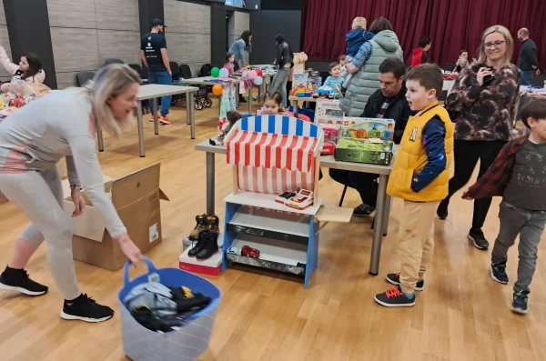 po stonoga, sajam rabljene robe (5)