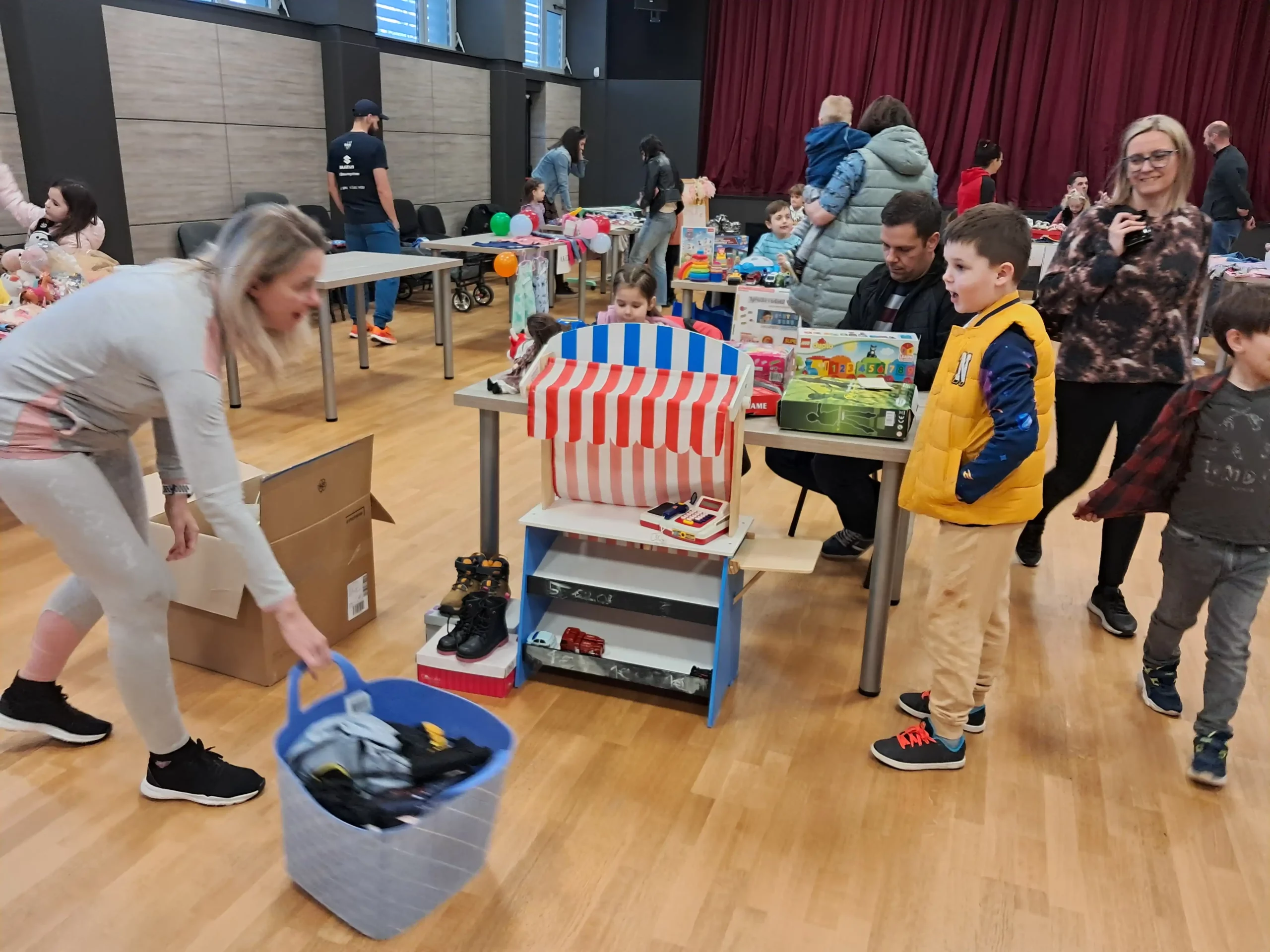 po stonoga, sajam rabljene robe (5)