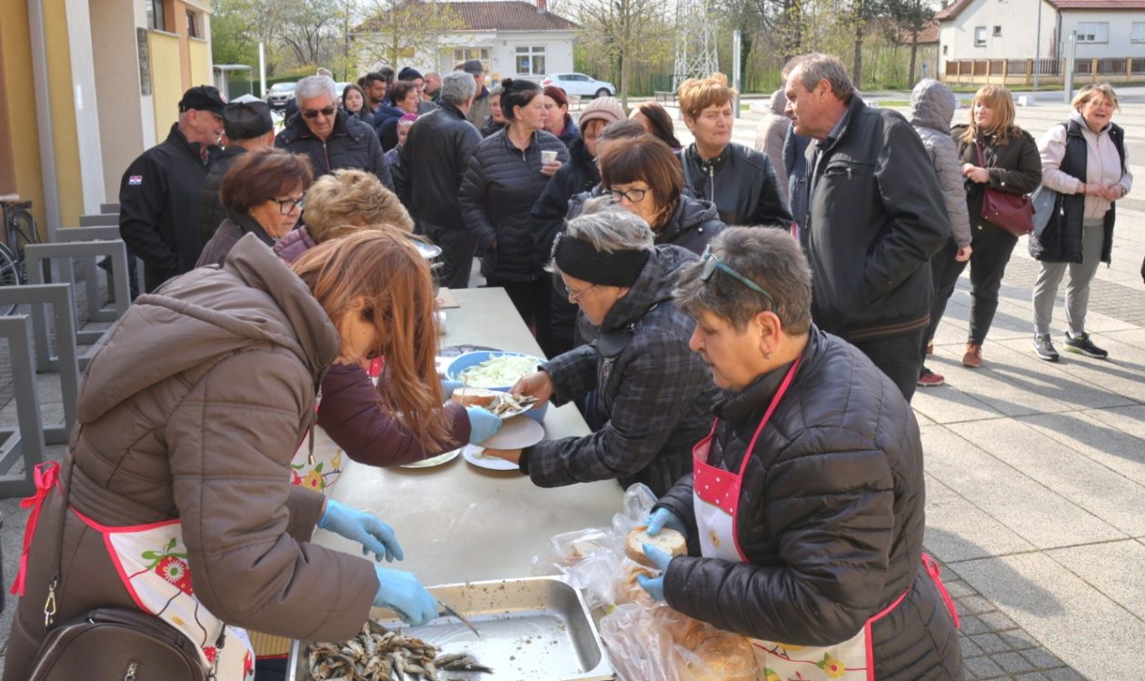 podjela ribica Mala Subotica 2026 (29) podjela ribica Mala Subotica 2026 (29)