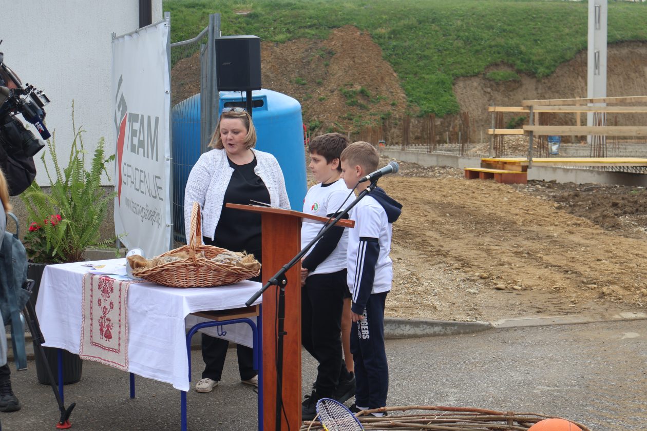 polaganje vremenske kapsule (10)