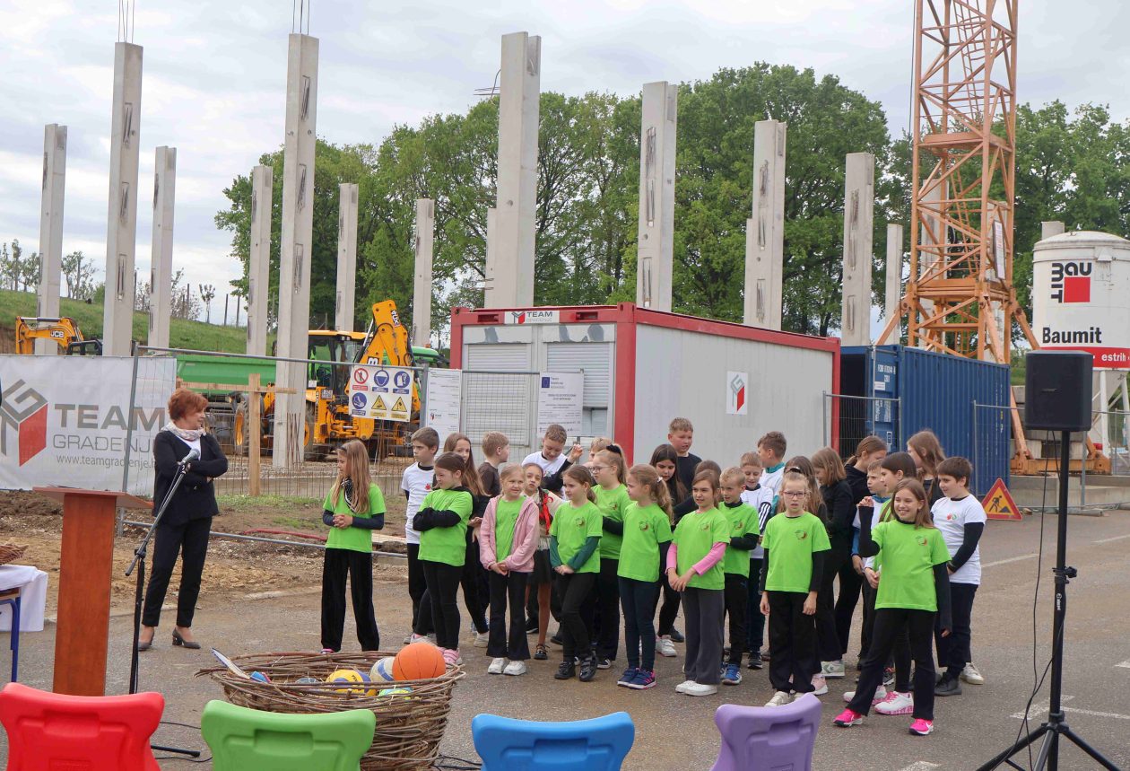 polaganje vremenske kapsule (3)