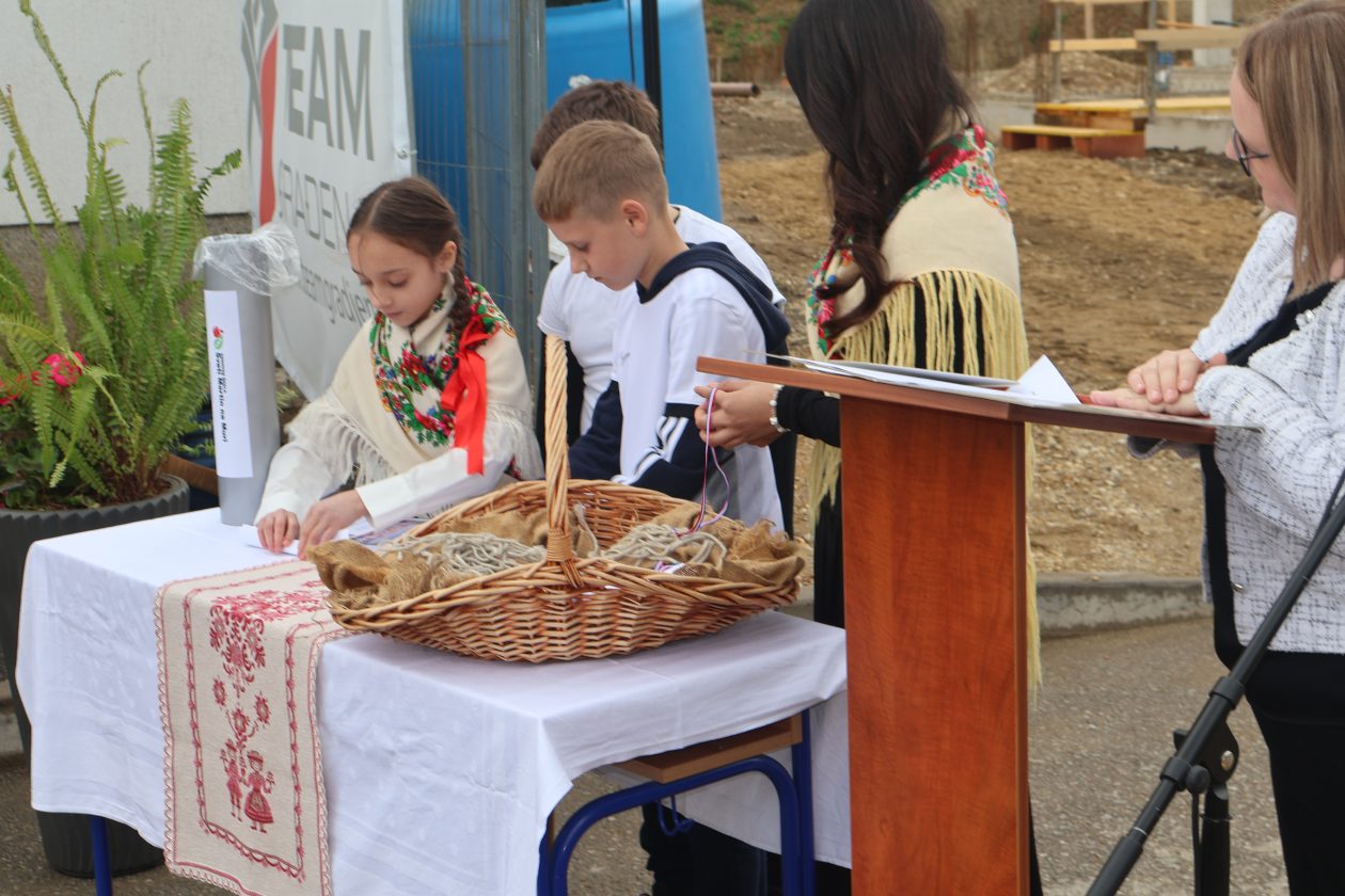 polaganje vremenske kapsule (38)